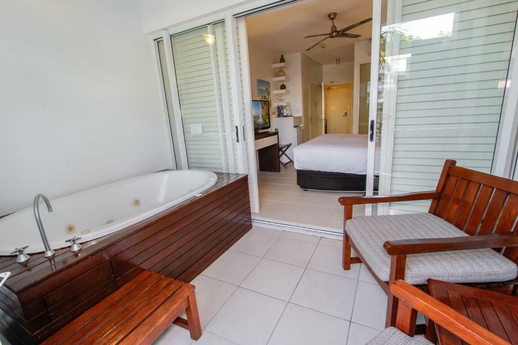 The Beach Club Premium Private Apartments Palm Cove Ngoại thất bức ảnh